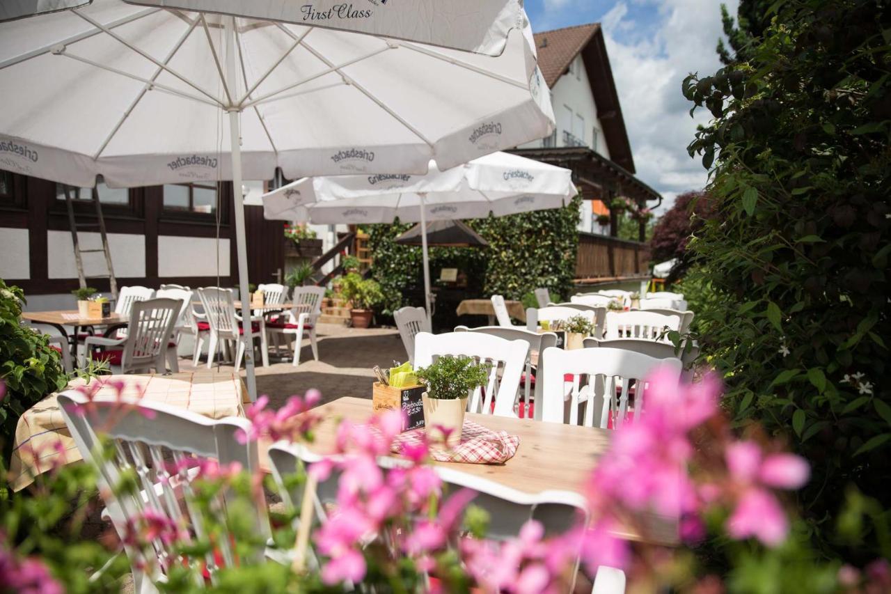 Landgasthof & Brauerei Loewen Sasbach Sasbach  外观 照片